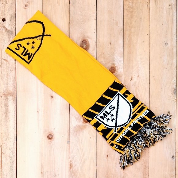 2018 MLS Soccer Cup Playoffs Souvenir Scarf Audi Continental Yellow Futbol Fan - Picture 3 of 7